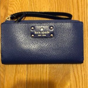 Kate spade purple wristlet
